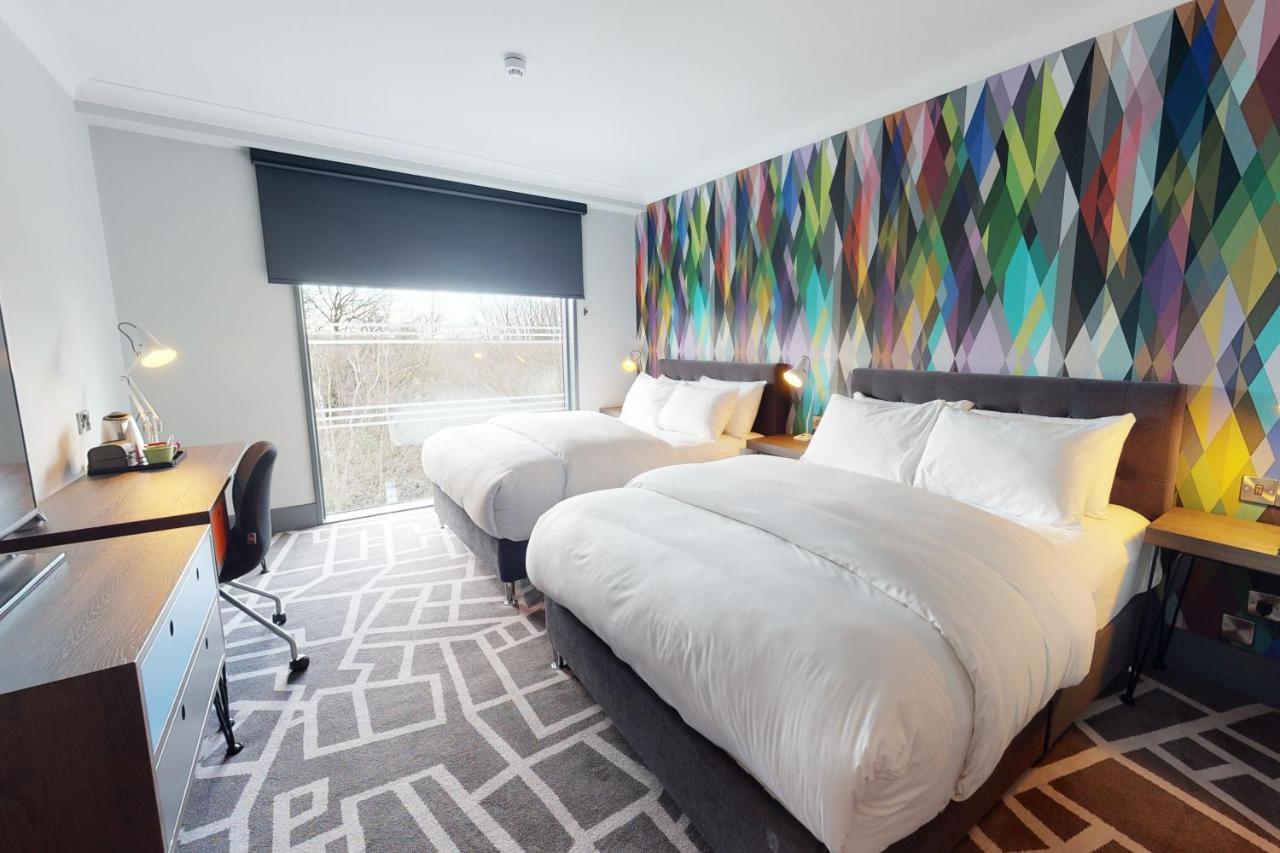 Village Hotel 4*